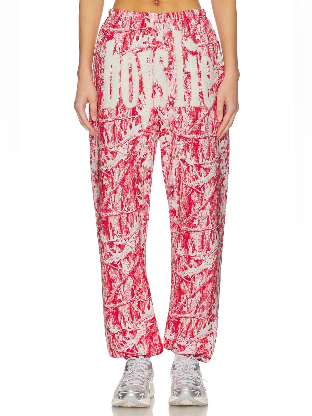 NWT Boys Lie Red Camo Manhunt Kimmy Sweatpants size Small